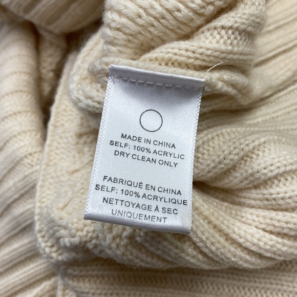 Paper Crane Cable Knit Cardigan Sweater size Medium - Picture 4 of 4